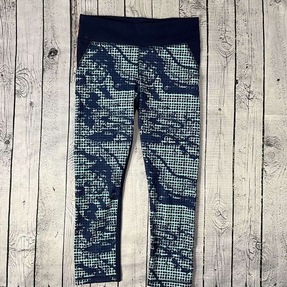 UNDER ARMOUR Crop Leggings